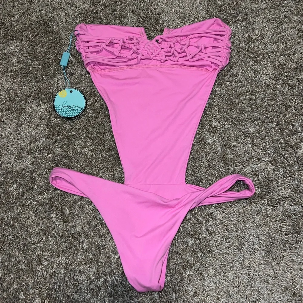 Frankie’s Bikinis Cali Cut Out One Piece Pink Size XS